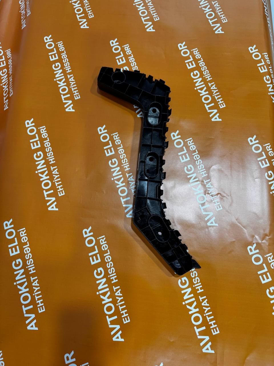 2803211-DY21 Changan A05 2023–2024 Ön Sol Bamper Dayağı